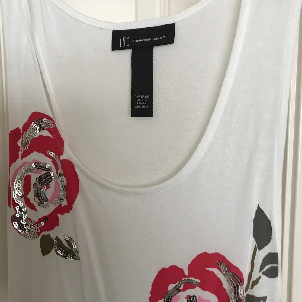 New. INC top for summer vacation! - Picture 2 of 4